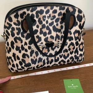 Kate spade ‘leopard lottie’ handbag. Great condition, barely used. Medium size.